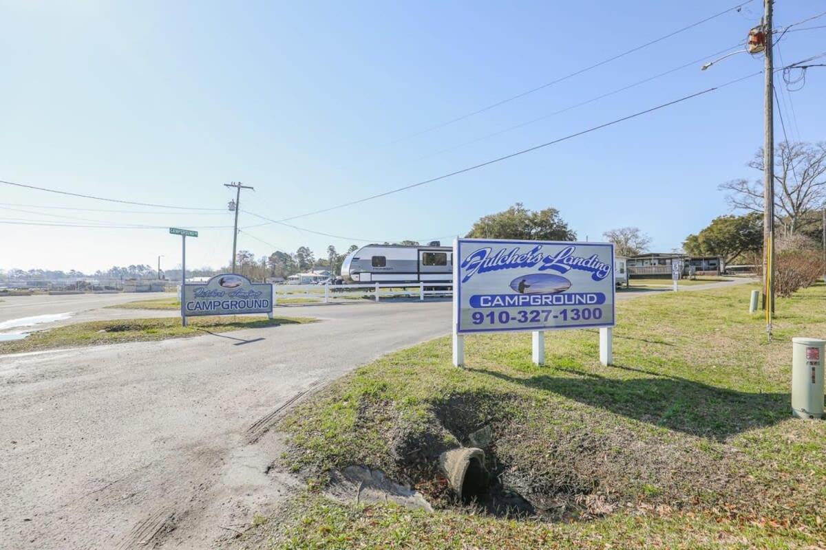 2Br Pet Friendly Home In Sneads Ferry With Parking Exterior foto